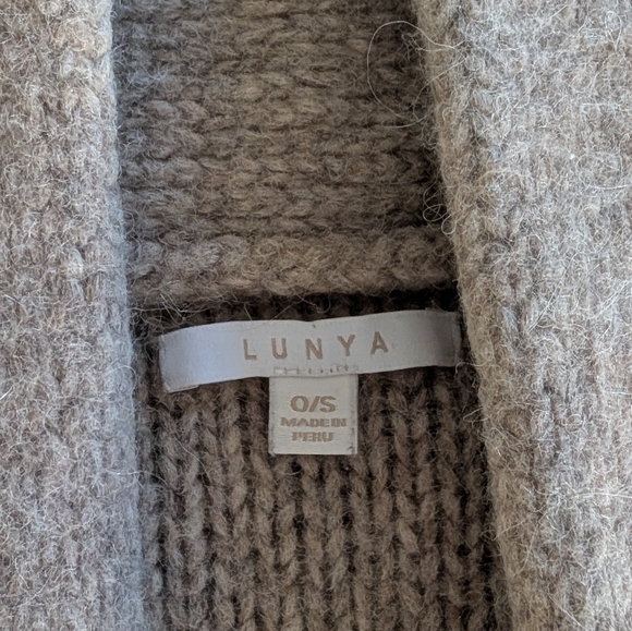 Lunya Alpaca OG Robe ⚪OS - Picture 8 of 9